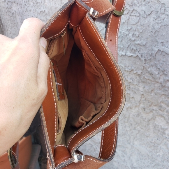 Patricia Nash VENEZIA Pouch Crossbody - Picture 14 of 16